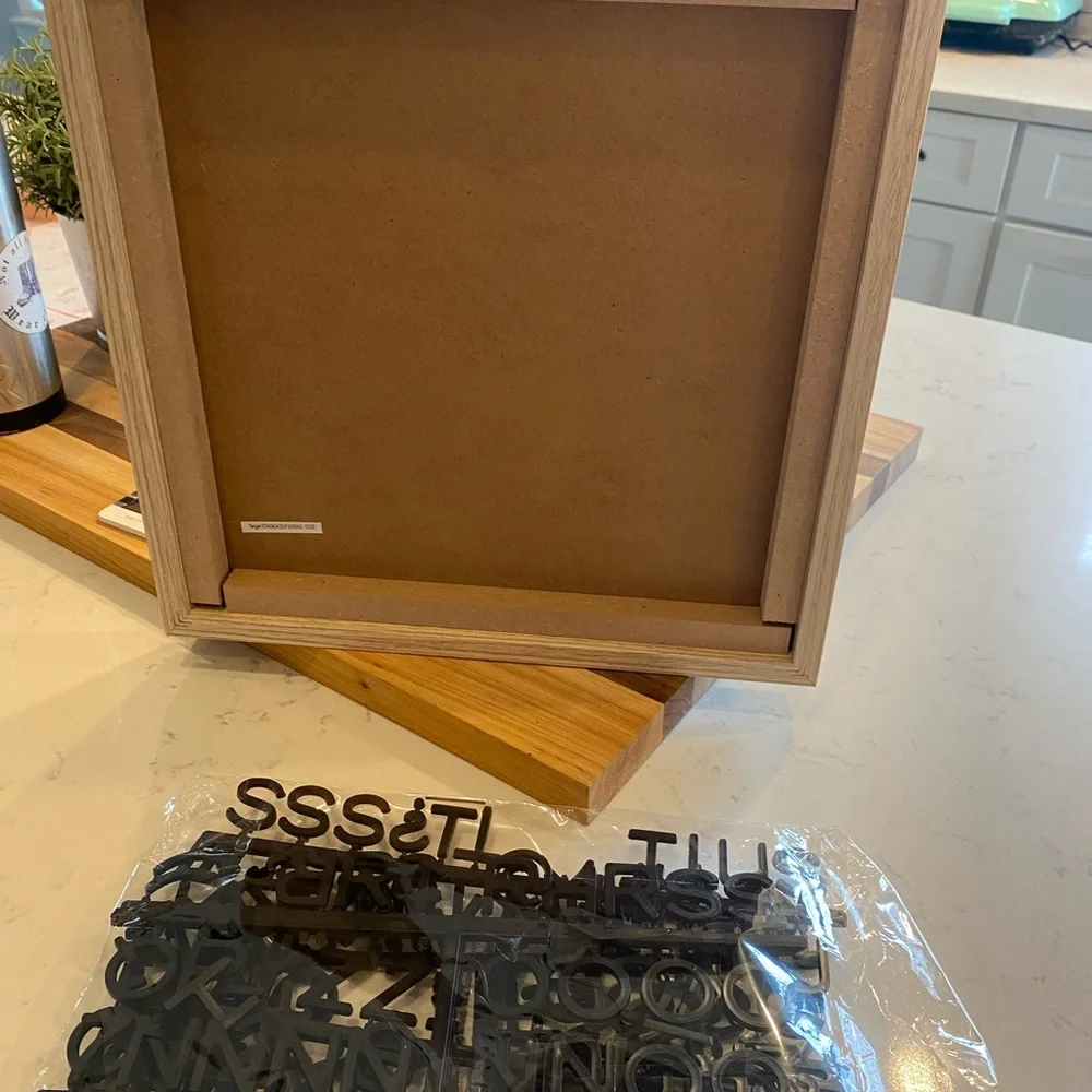 Target 12 x 12 Message Reader Board and Lettersu - Picture 3 of 4